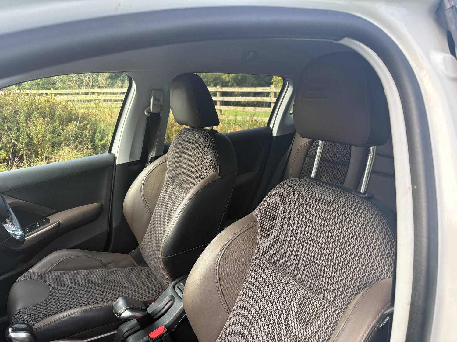 Used Peugeot 2008 2013 for sale - 76017864: Photo 30