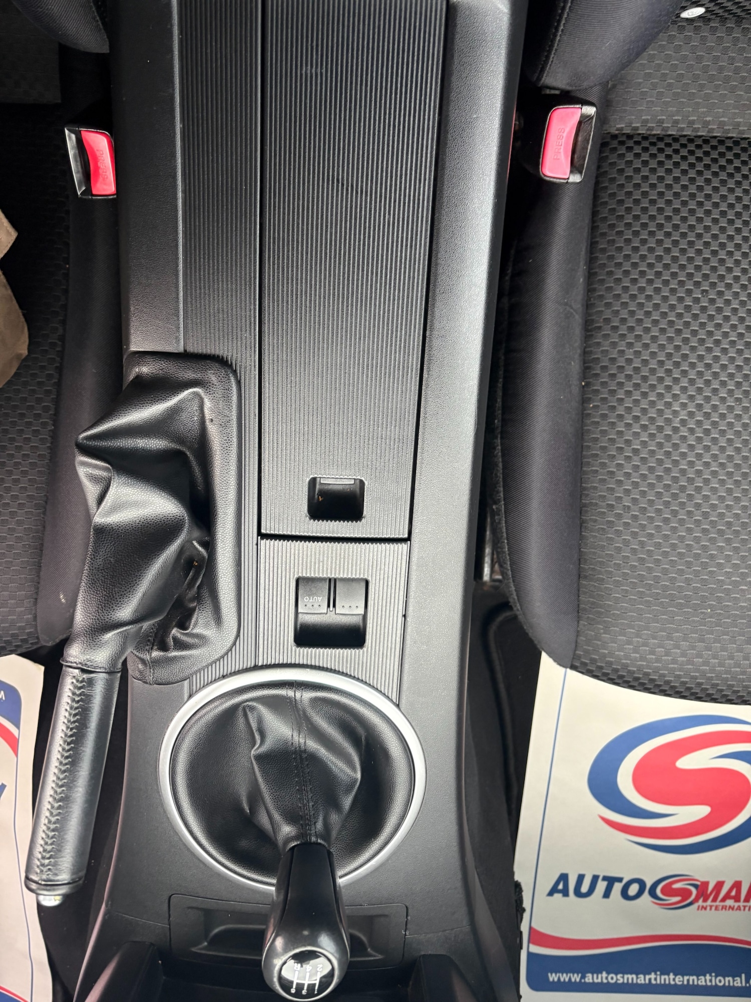 Used Mazda MX-5 2006 for sale - 76411936: Photo 24