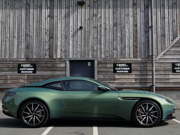 Used Aston Martin DB11 2022 for sale - 75026339: Photo 10