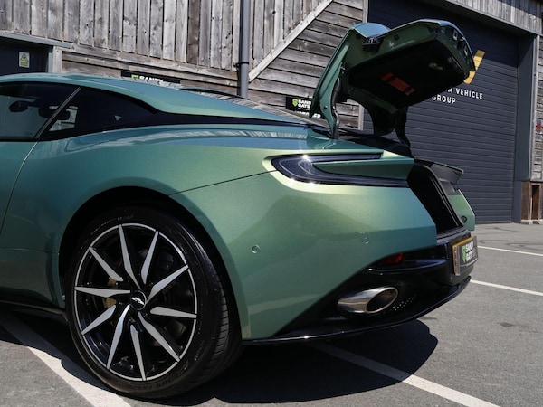 Used Aston Martin DB11 2022 for sale - 75026339: Photo 14
