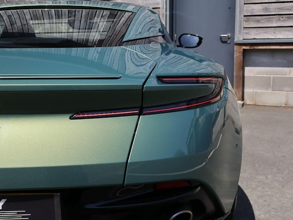 Used Aston Martin DB11 2022 for sale - 75026339: Photo 15