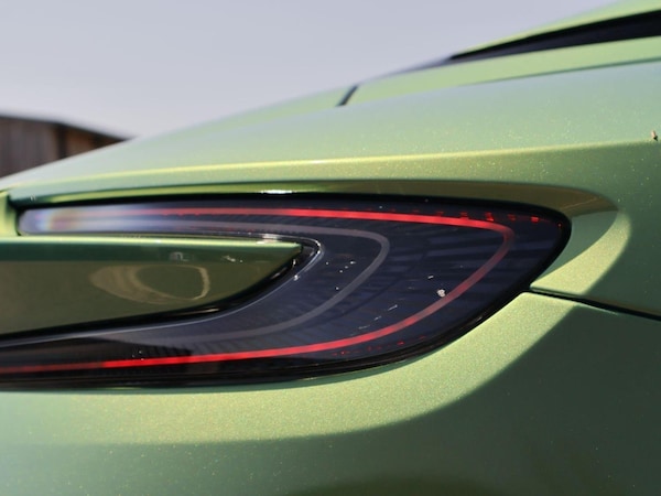 Used Aston Martin DB11 2022 for sale - 75026339: Photo 17