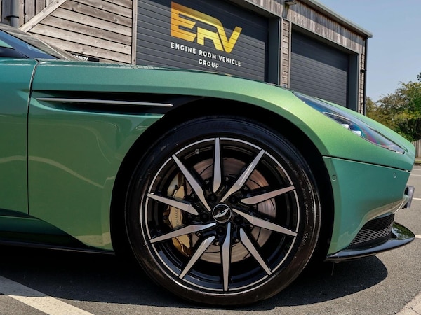 Used Aston Martin DB11 2022 for sale - 75026339: Photo 24