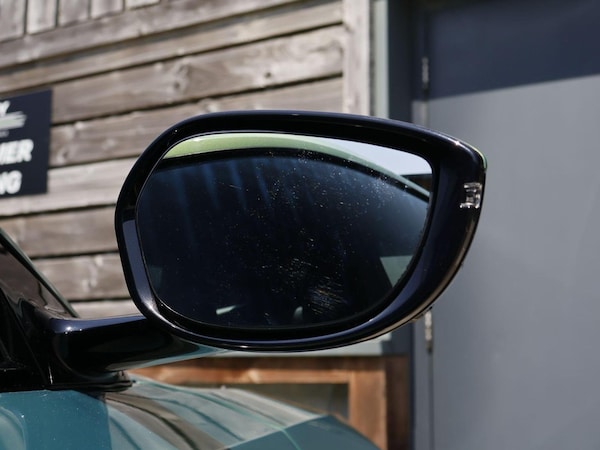 Used Aston Martin DB11 2022 for sale - 75026339: Photo 28
