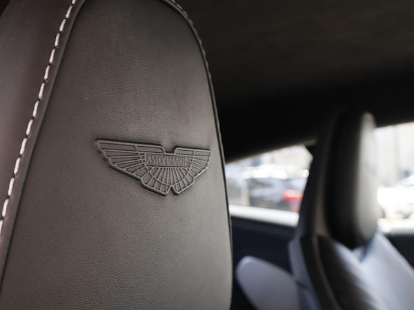 Used Aston Martin DB11 2022 for sale - 75026339: Photo 41