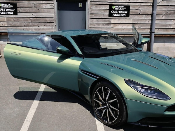 Used Aston Martin DB11 2022 for sale - 75026339: Photo 7