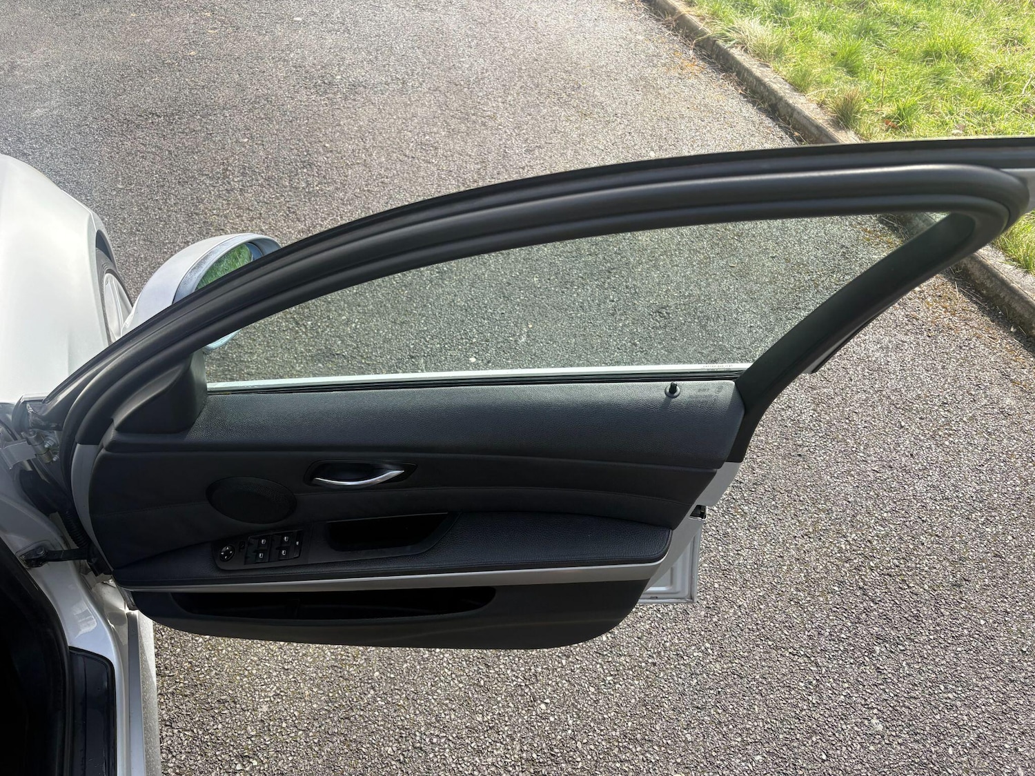 Used BMW 3 Series 2005 for sale - 78086468: Photo 11