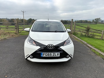 Used Toyota AYGO 2015 for sale - 76273182: Photo