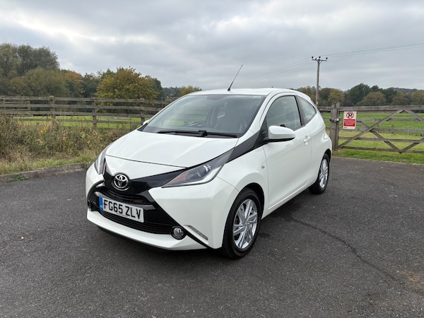Used Toyota AYGO 2015 for sale - 76273182: Photo 3