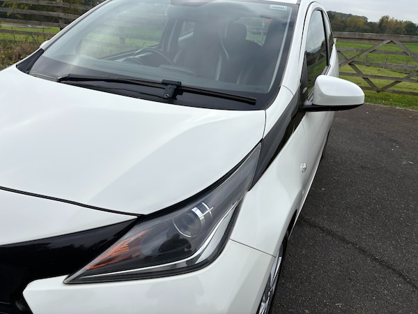 Used Toyota AYGO 2015 for sale - 76273182: Photo 5