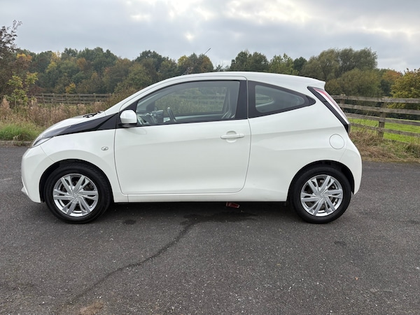 Used Toyota AYGO 2015 for sale - 76273182: Photo 7