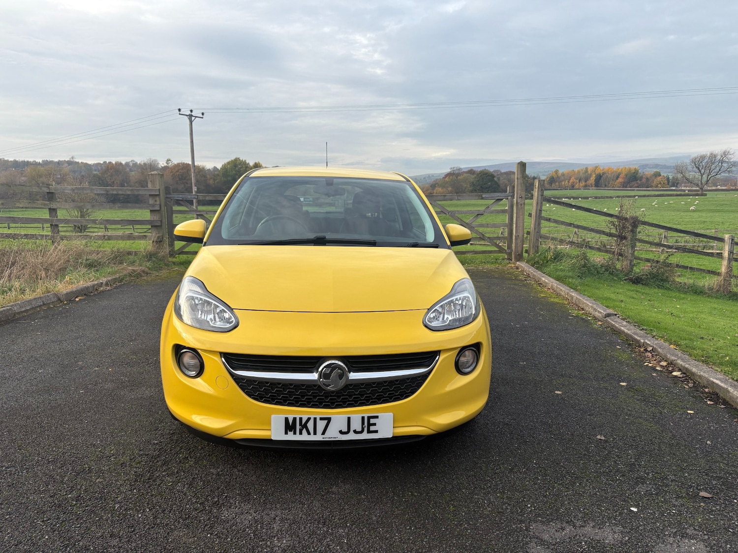 Used Vauxhall ADAM 2017 for sale - 76492466: Photo 2