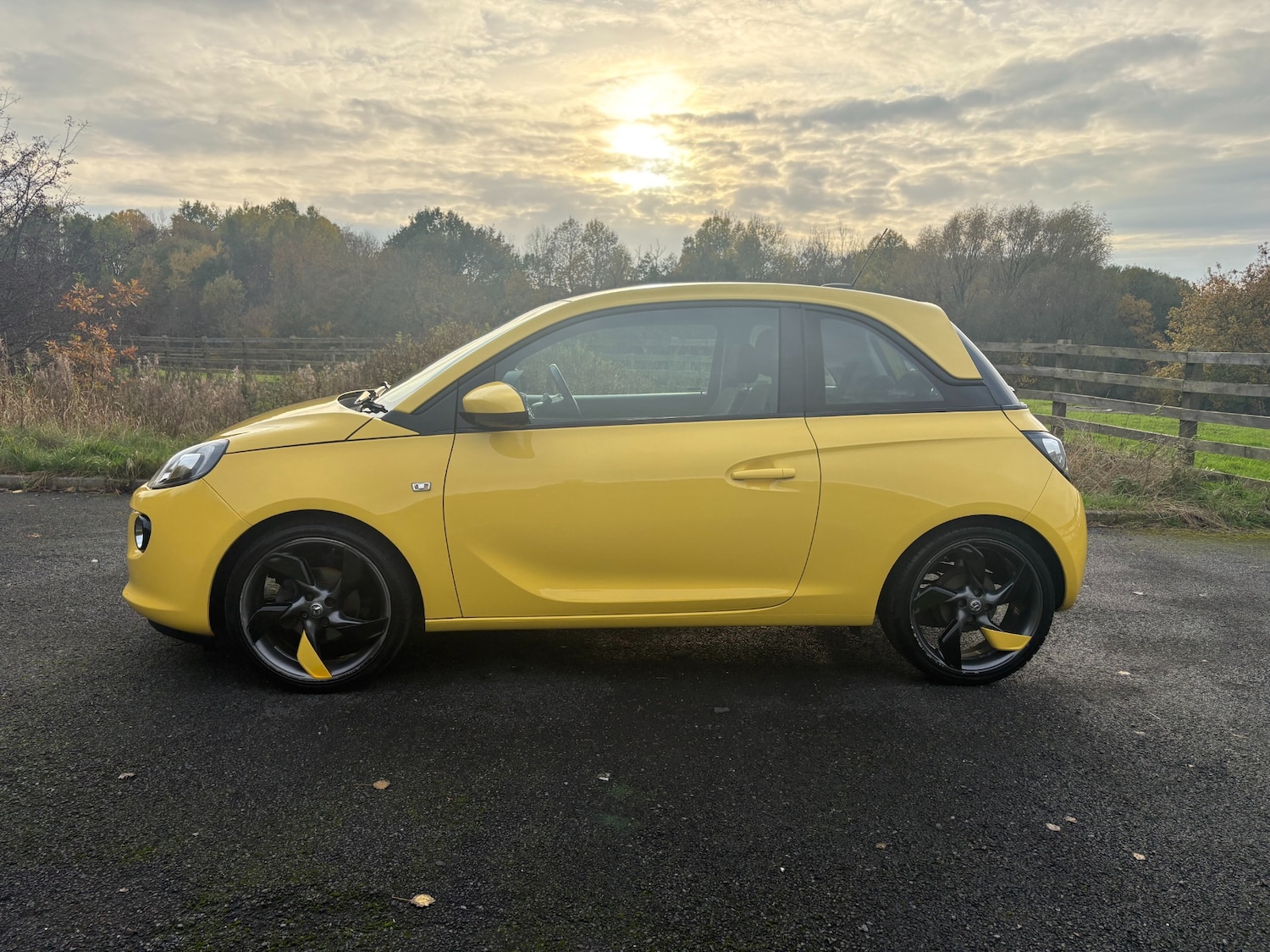 Used Vauxhall ADAM 2017 for sale - 76492466: Photo 7