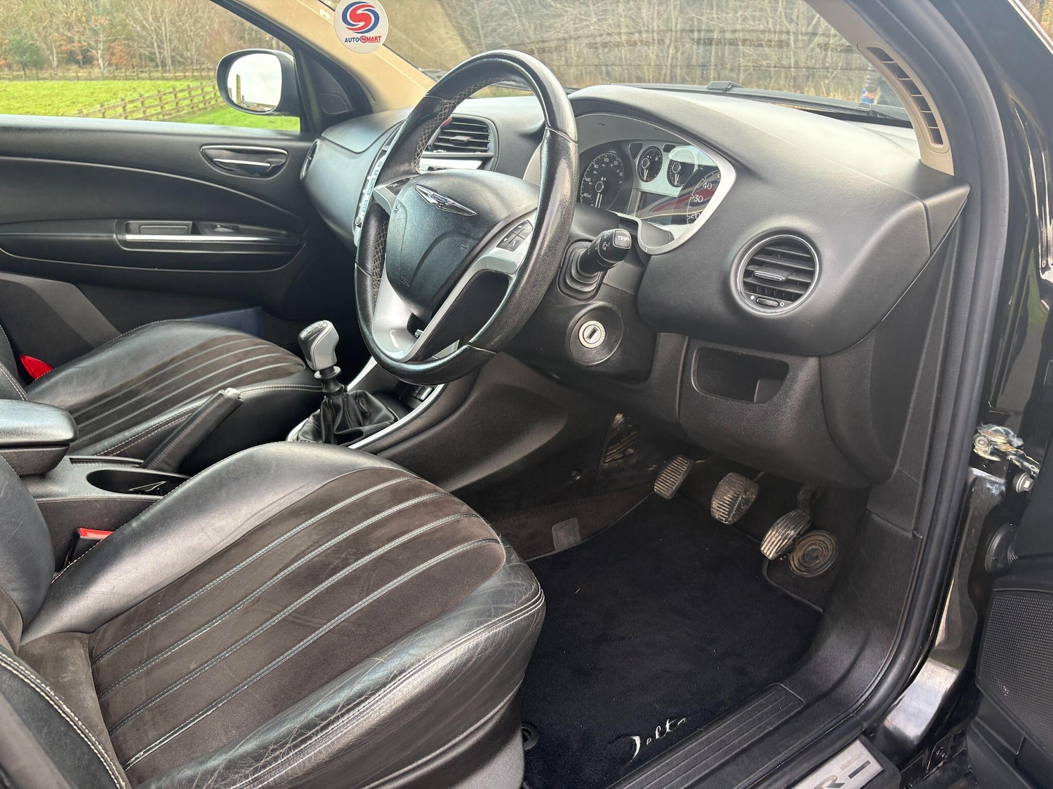 Used Chrysler Delta 2012 for sale - 76976246: Photo 16