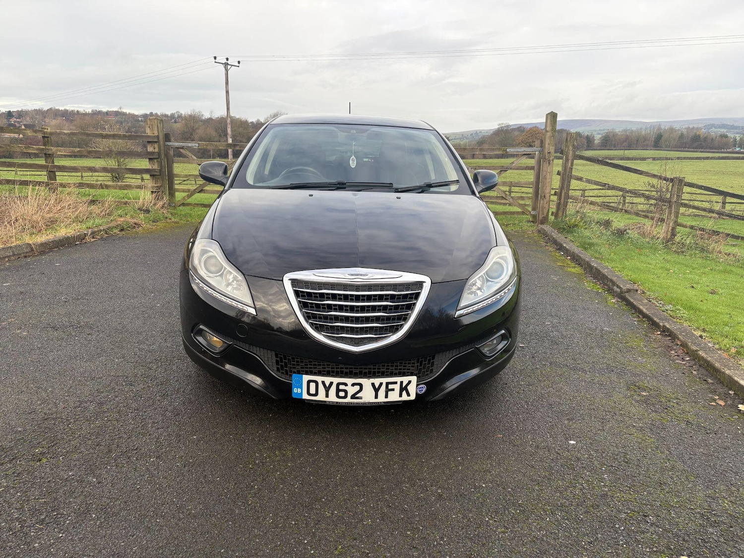 Used Chrysler Delta 2012 for sale - 76976246: Photo 2