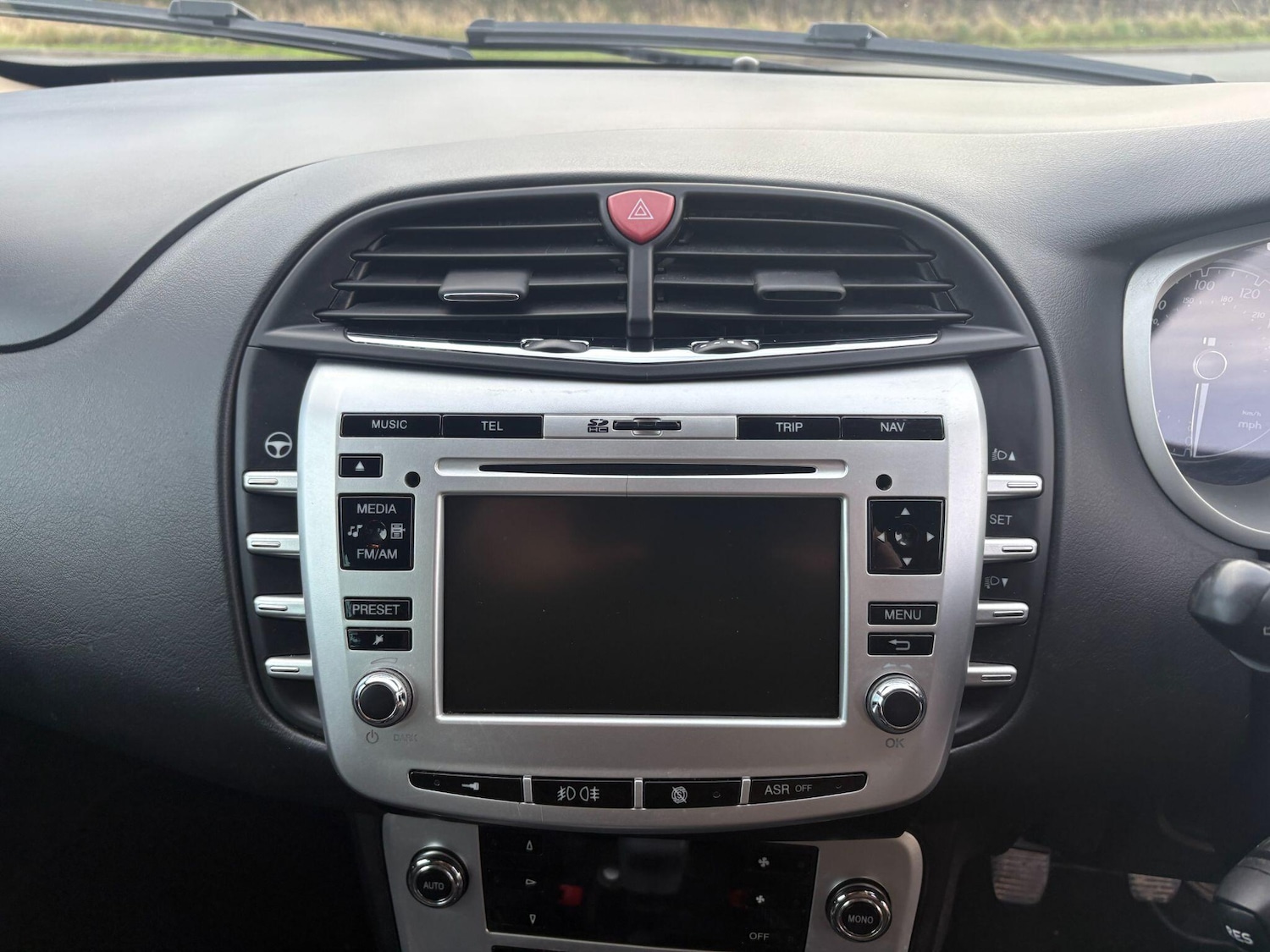 Used Chrysler Delta 2012 for sale - 76976246: Photo 21