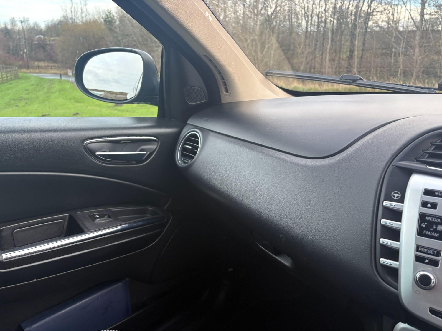 Used Chrysler Delta 2012 for sale - 76976246: Photo 24