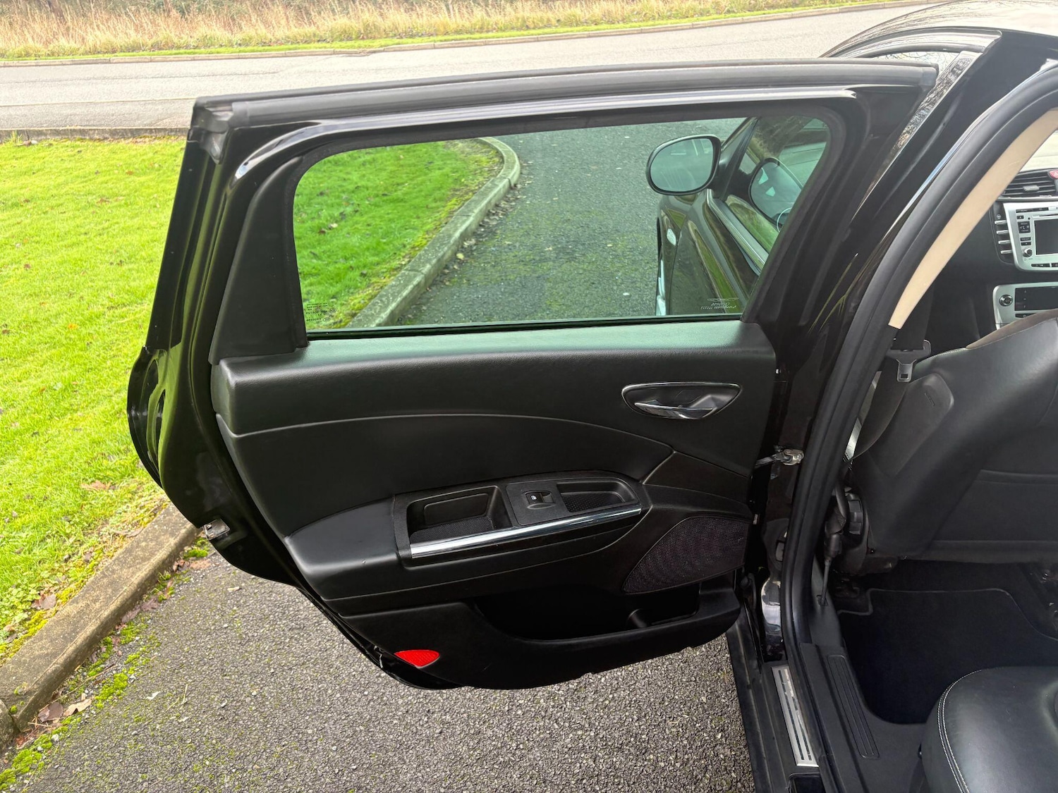 Used Chrysler Delta 2012 for sale - 76976246: Photo 28