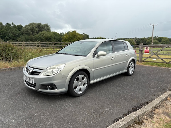 Used Vauxhall Signum 2005 for sale - 75219883: Photo 3