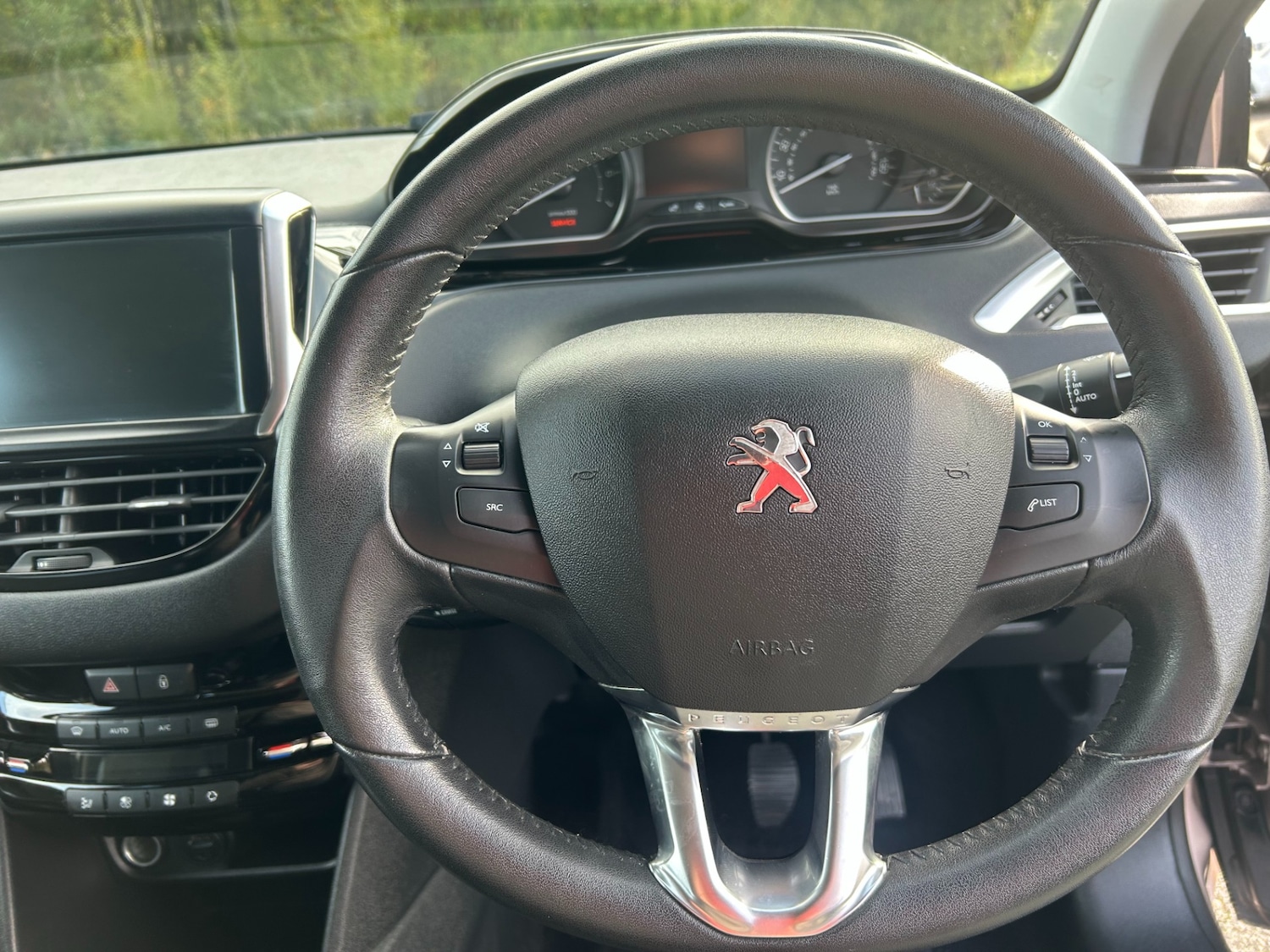 Used Peugeot 208 2013 for sale - 74491939: Photo 19