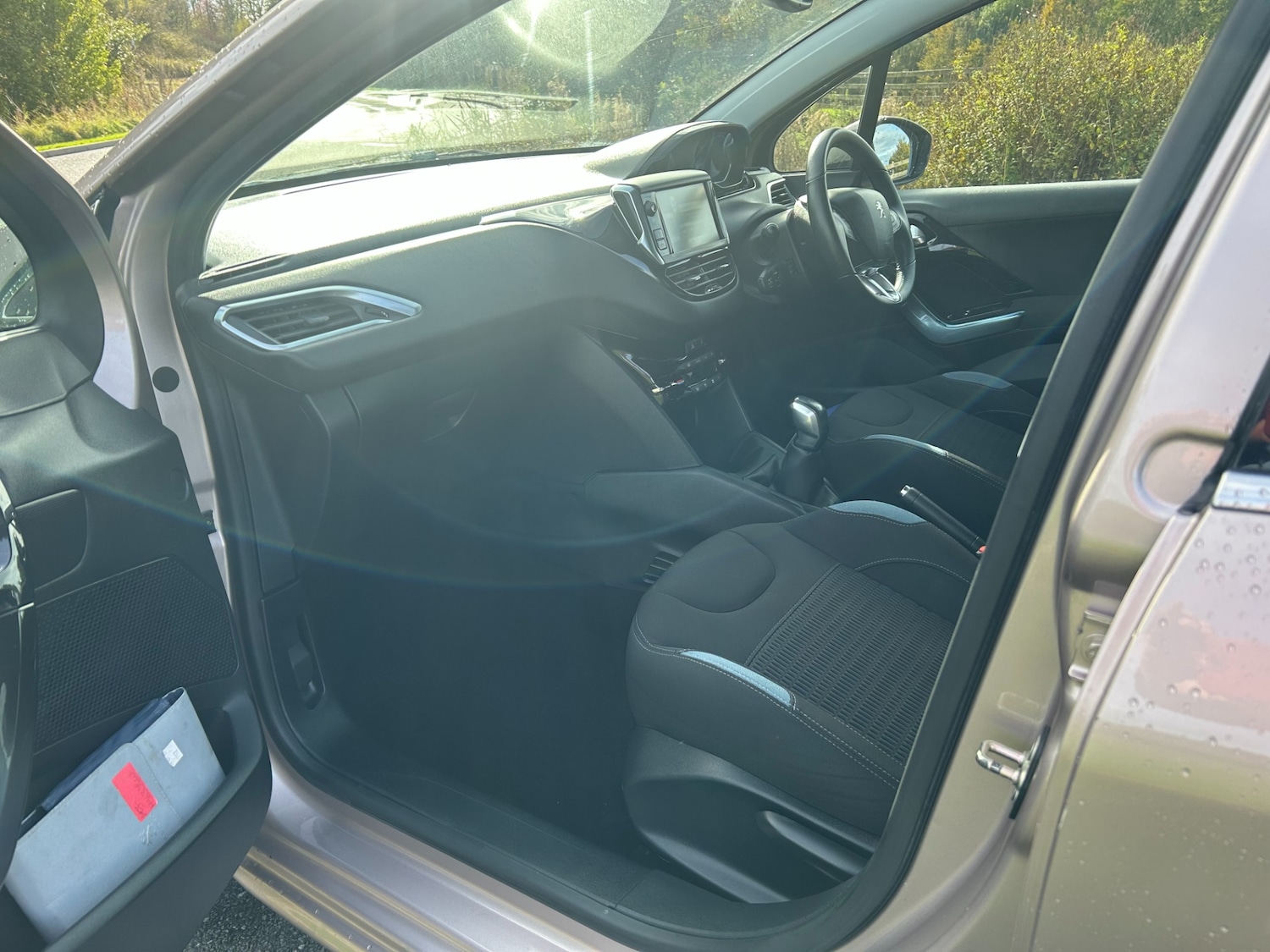 Used Peugeot 208 2013 for sale - 74491939: Photo 25