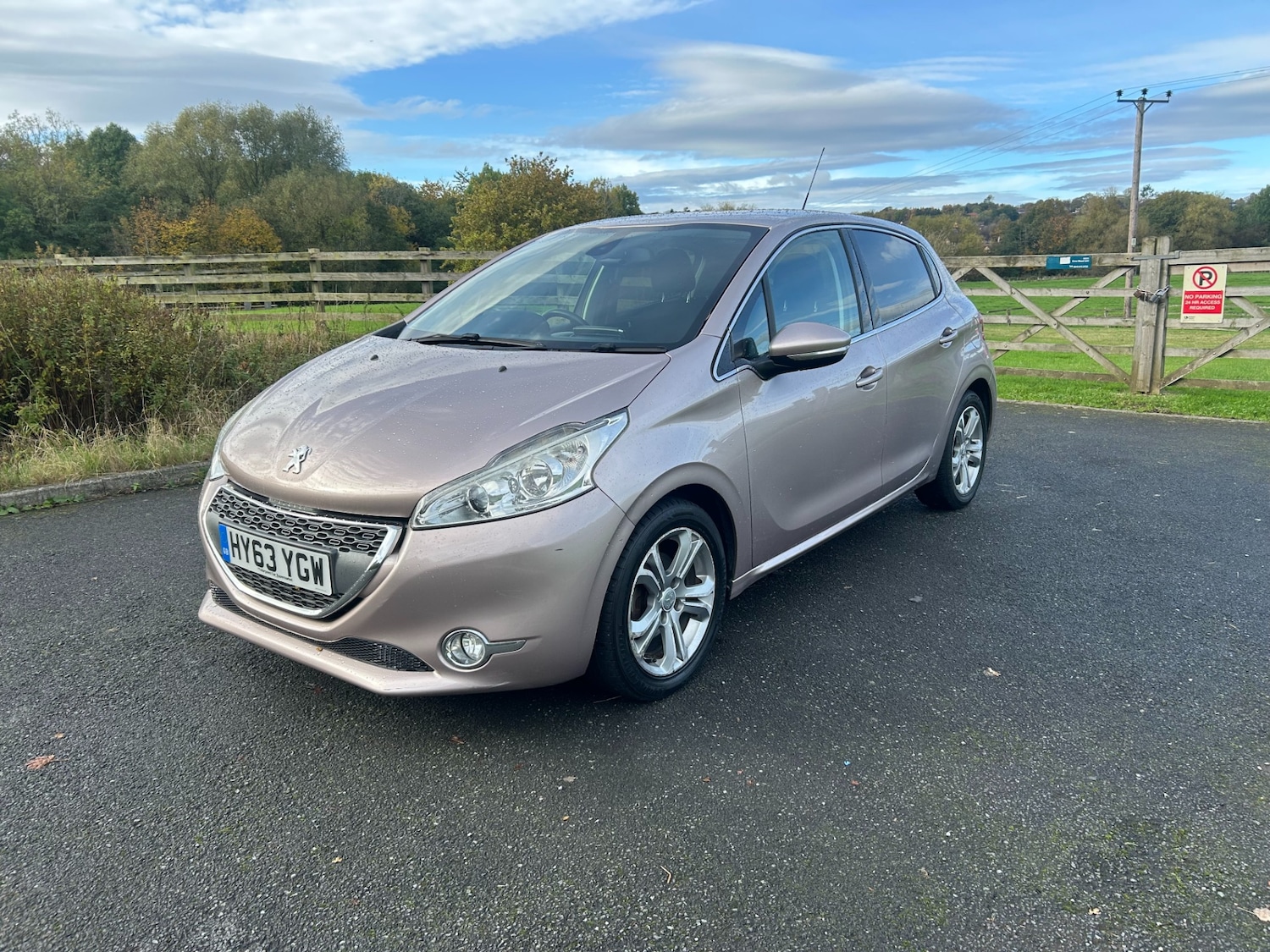Used Peugeot 208 2013 for sale - 74491939: Photo 3
