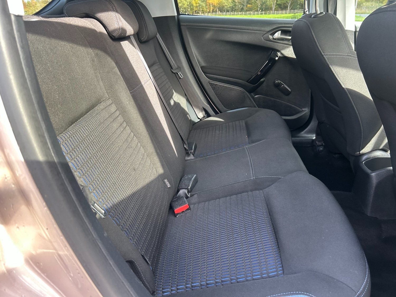 Used Peugeot 208 2013 for sale - 74491939: Photo 32