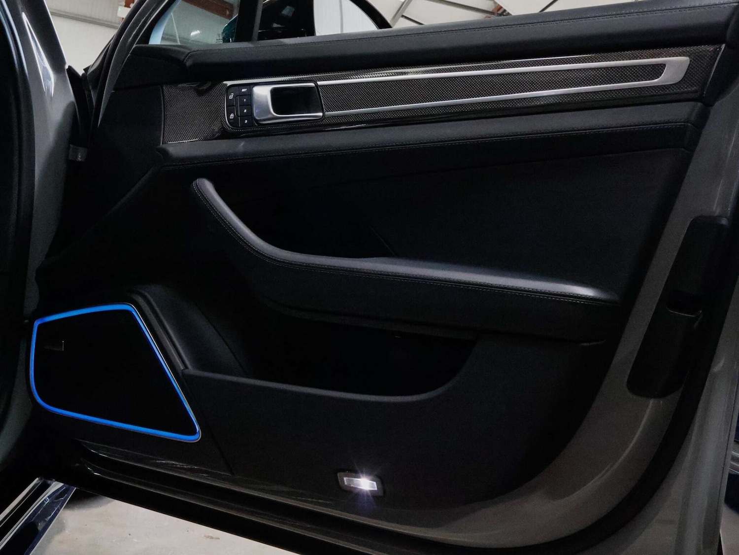 Used Porsche Panamera 2023 for sale - 76797236: Photo 37