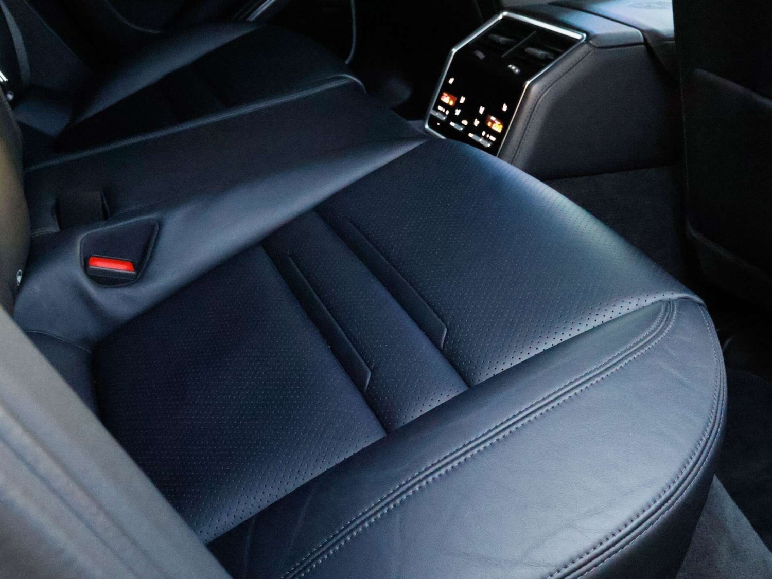 Used Porsche Panamera 2023 for sale - 76797236: Photo 55