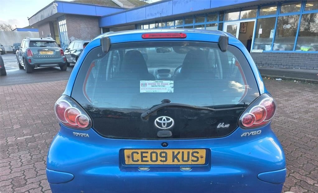 Used Toyota AYGO 2009 for sale - 76436278: Photo 2