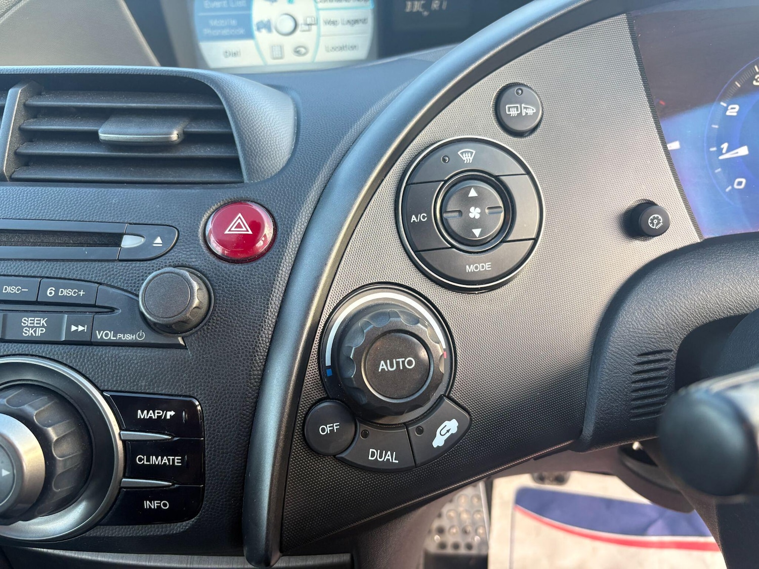 Used Honda Civic 2010 for sale - 76976764: Photo 20