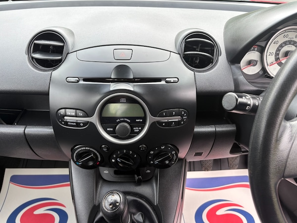 Used Mazda Mazda2 2010 for sale - 75498792: Photo 15