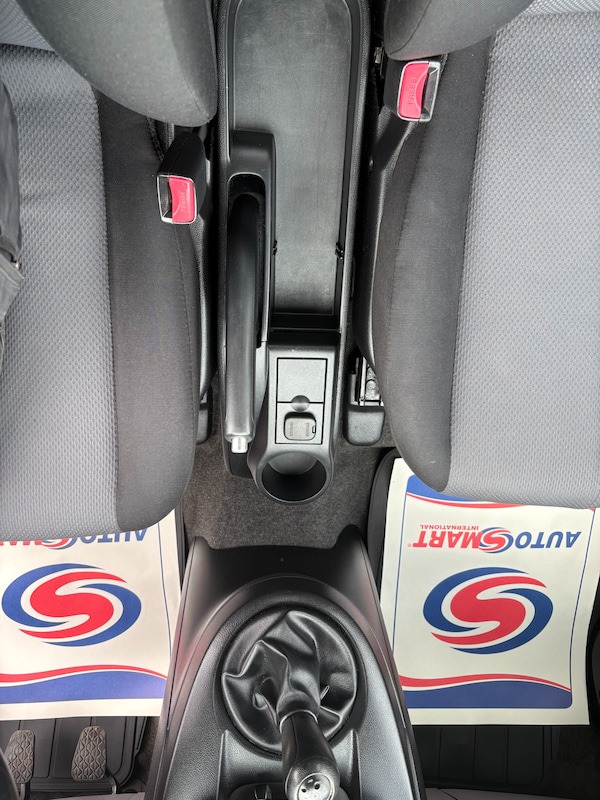 Used Mazda Mazda2 2010 for sale - 75498792: Photo 17
