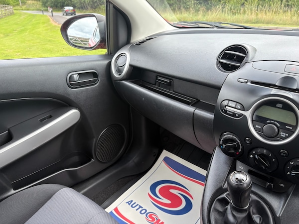 Used Mazda Mazda2 2010 for sale - 75498792: Photo 18