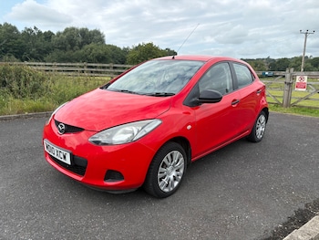 Used Mazda Mazda2  for sale - 75498792: Photo