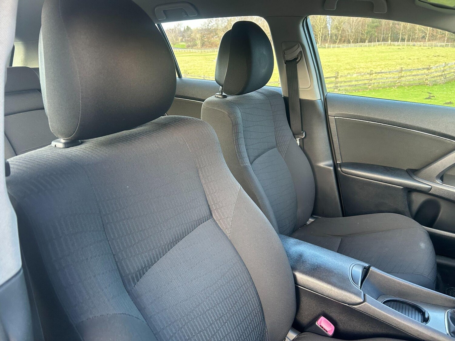 Used Toyota Avensis 2010 for sale - 77351447: Photo 14