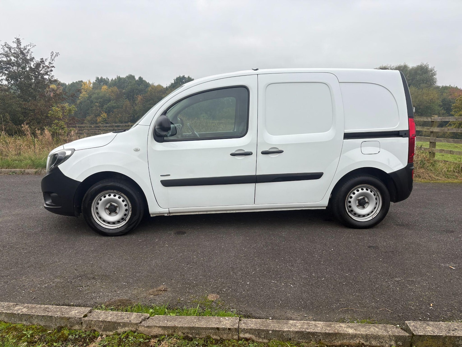 Used Mercedes-Benz Citan 2017 for sale - 76976883: Photo 5