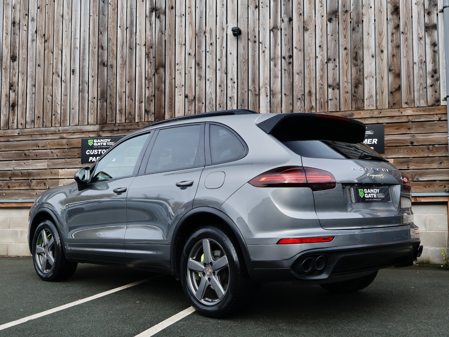 Used Porsche Cayenne 2016 for sale - 76533659: Photo 3