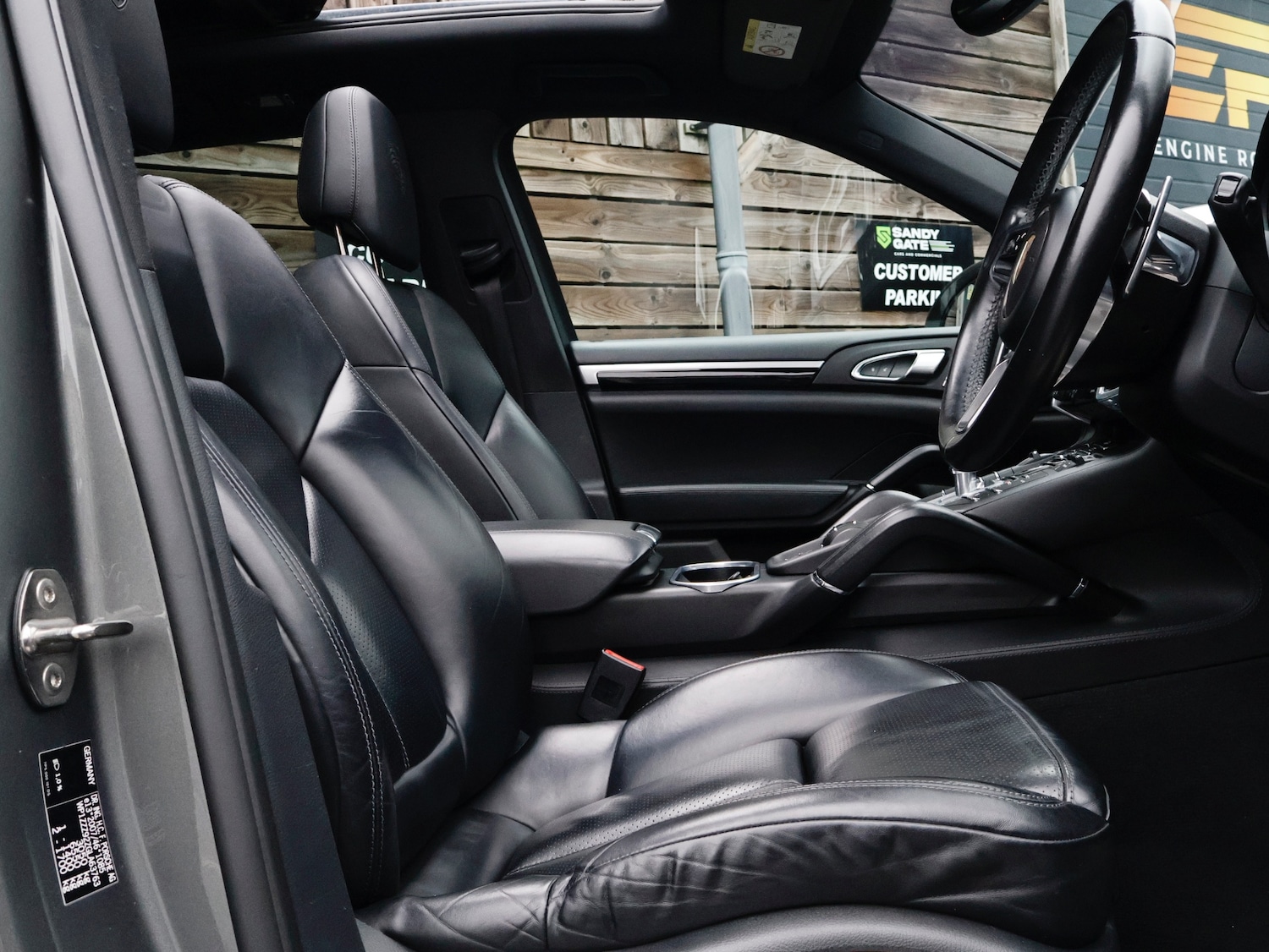 Used Porsche Cayenne 2016 for sale - 76533659: Photo 31