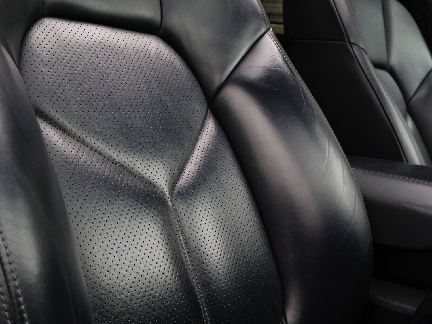 Used Porsche Cayenne 2016 for sale - 76533659: Photo 33