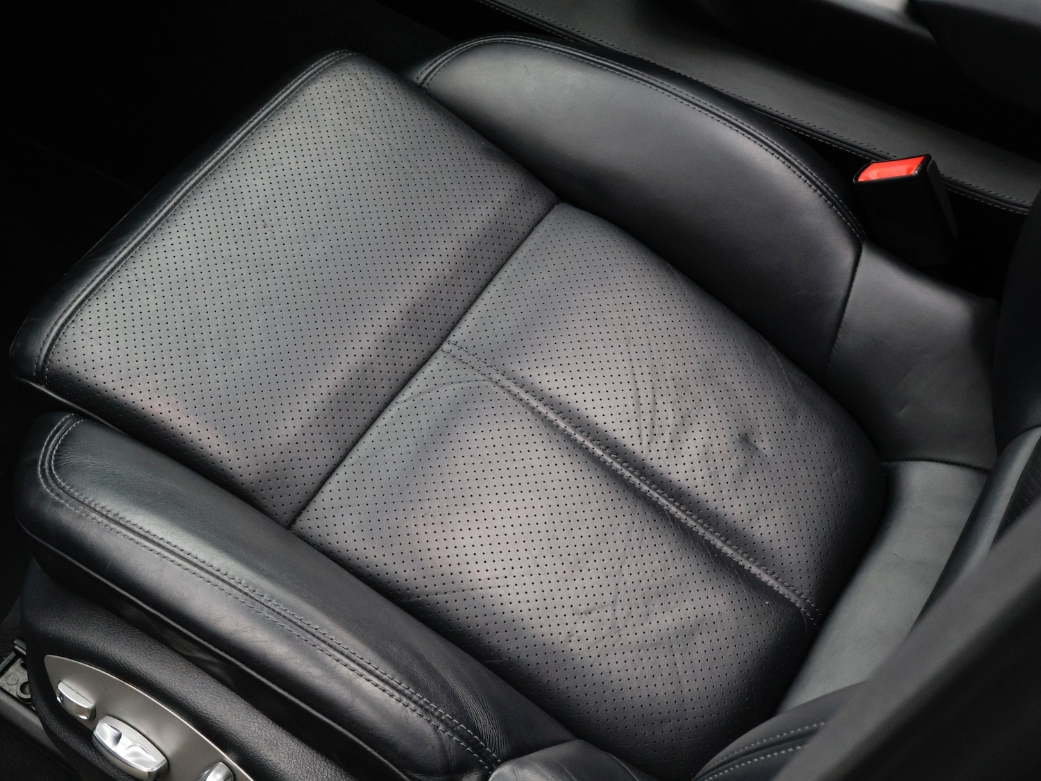 Used Porsche Cayenne 2016 for sale - 76533659: Photo 36