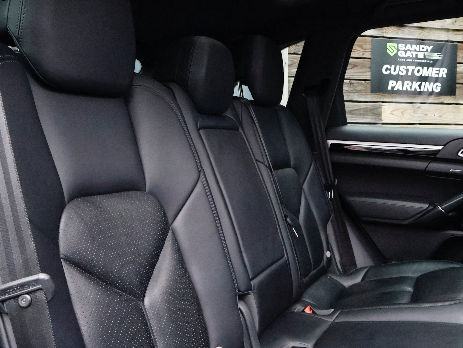 Used Porsche Cayenne 2016 for sale - 76533659: Photo 40