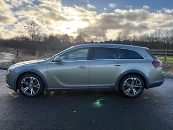 Used Vauxhall Insignia 2015 for sale - 77395694: Photo