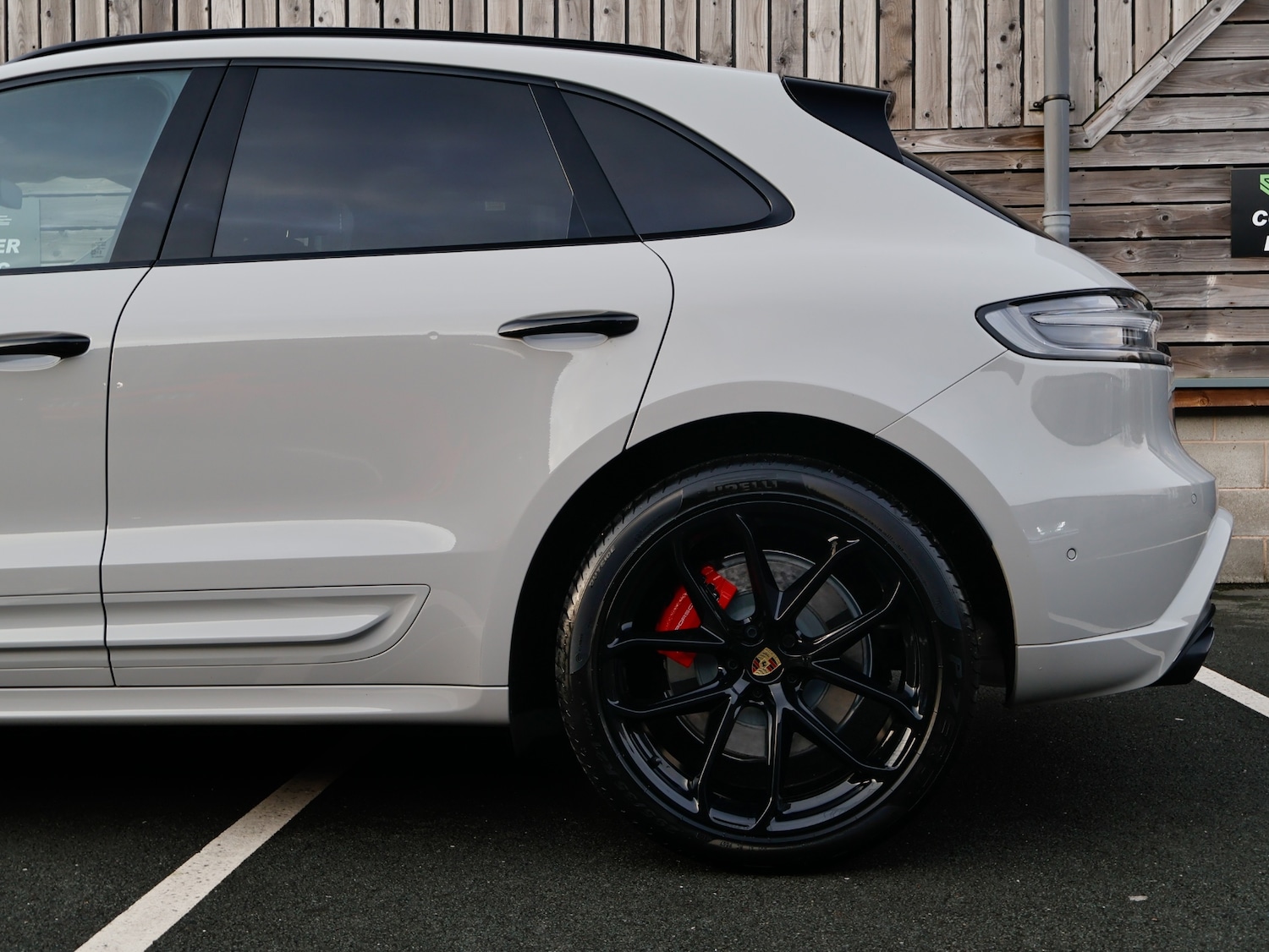 Used Porsche Macan 2024 for sale - 76414919: Photo 13