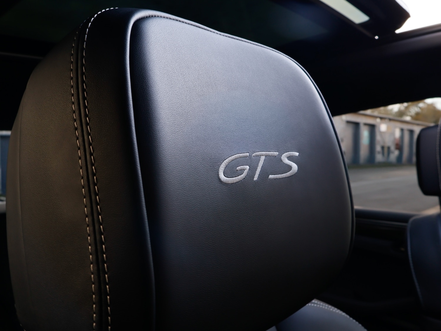 Used Porsche Macan 2024 for sale - 76414919: Photo 24