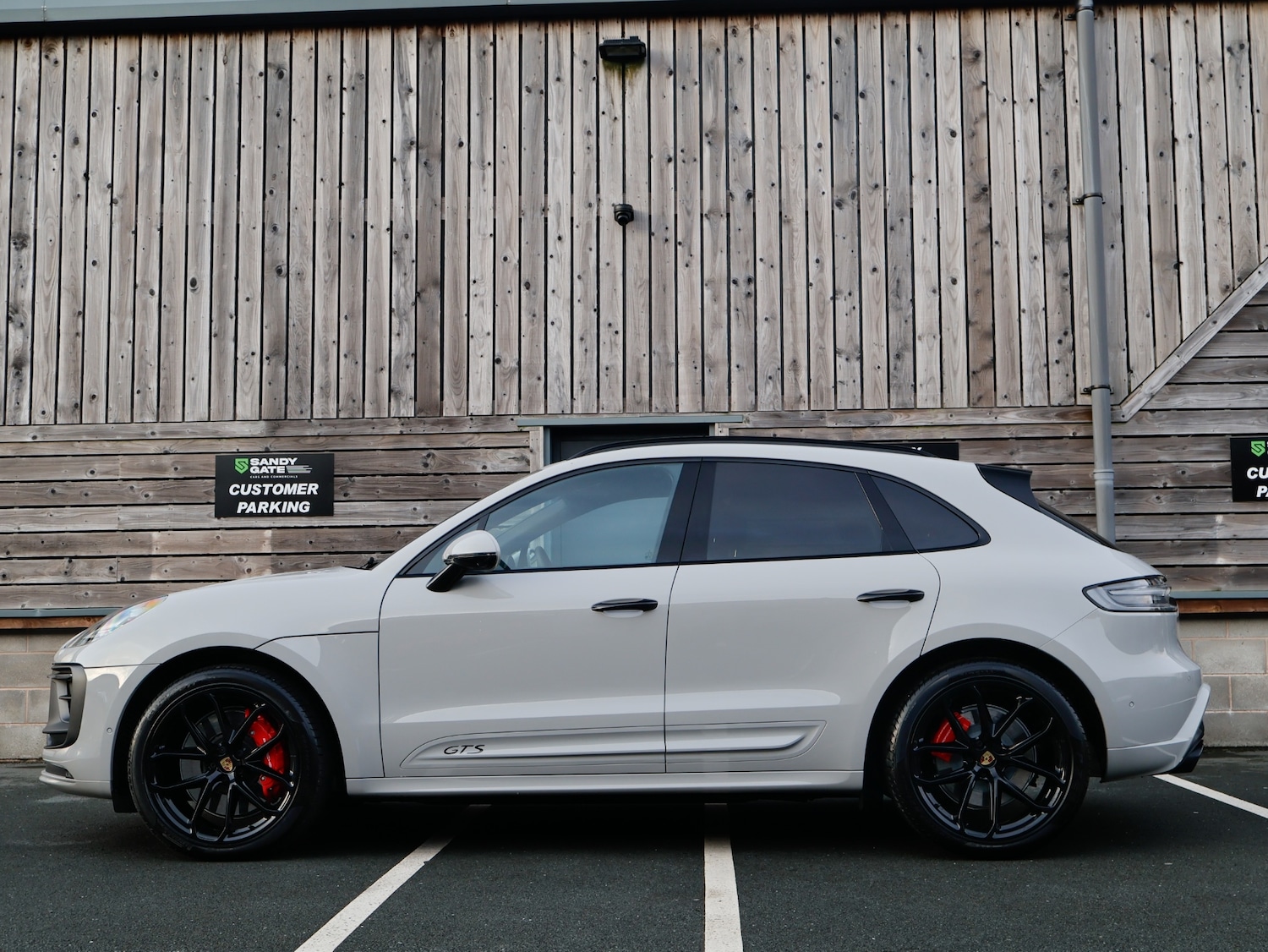 Used Porsche Macan 2024 for sale - 76414919: Photo 8