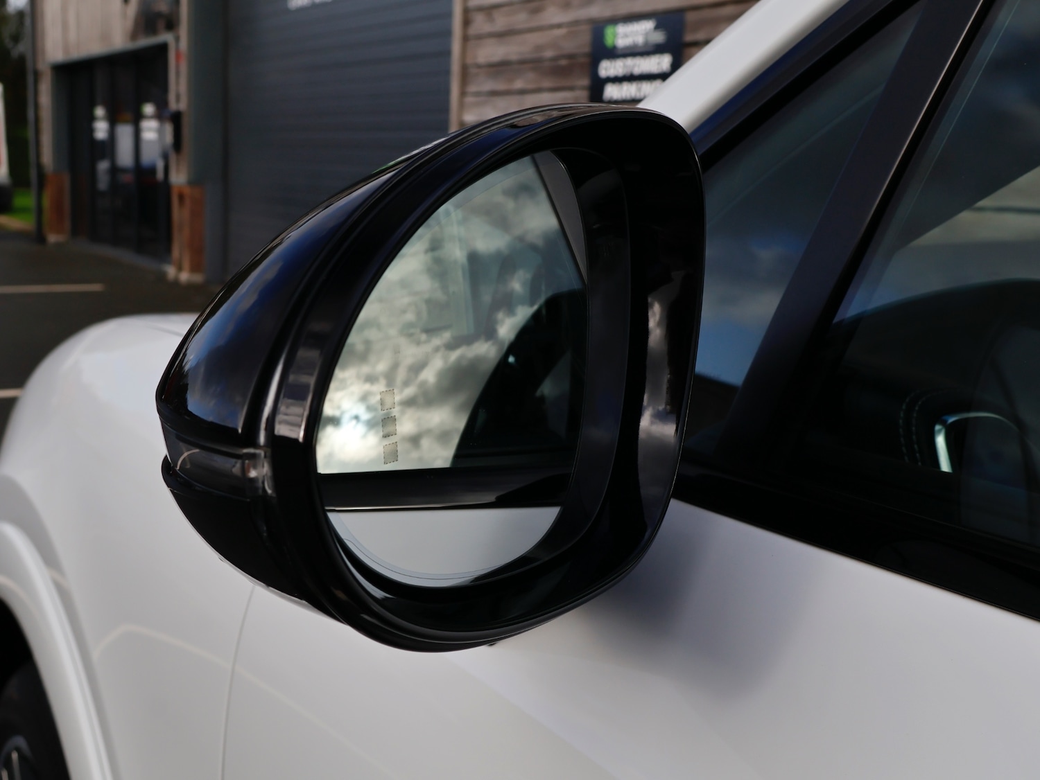 Used Porsche Cayenne 2022 for sale - 76391863: Photo 44