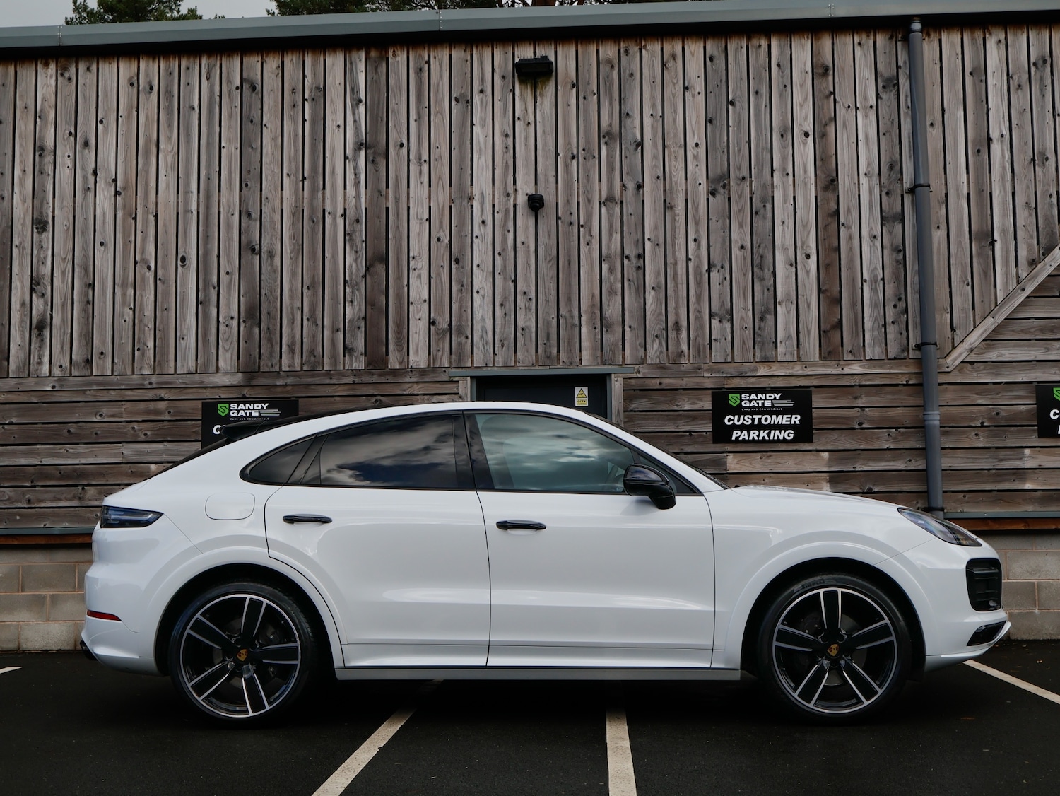 Used Porsche Cayenne 2022 for sale - 76391863: Photo 8