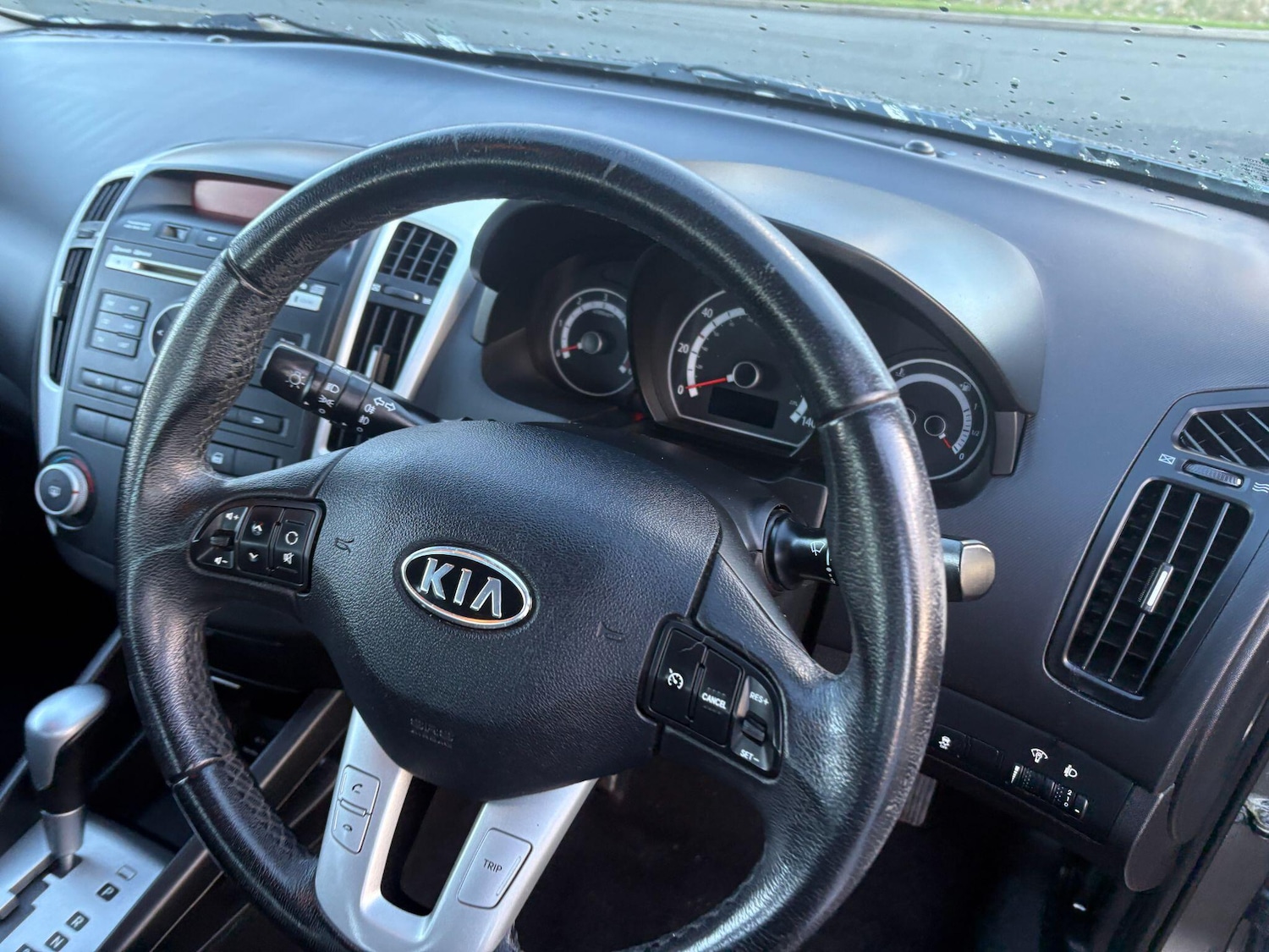 Used Kia Ceed 2012 for sale - 76975438: Photo 12