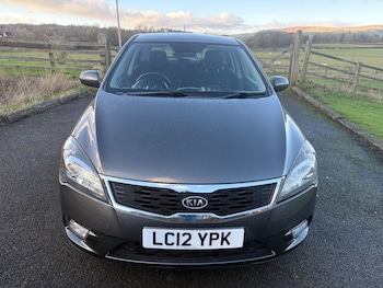 Used Kia Ceed 2012 for sale - 76975438: Photo